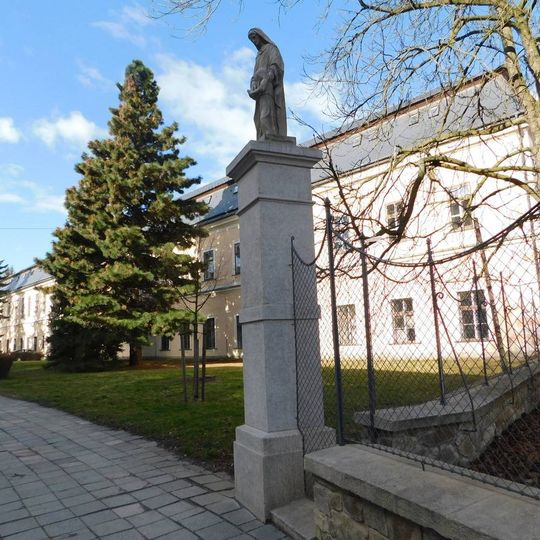 Socha Panny Marie na Tolstého ulici v Jihlavě