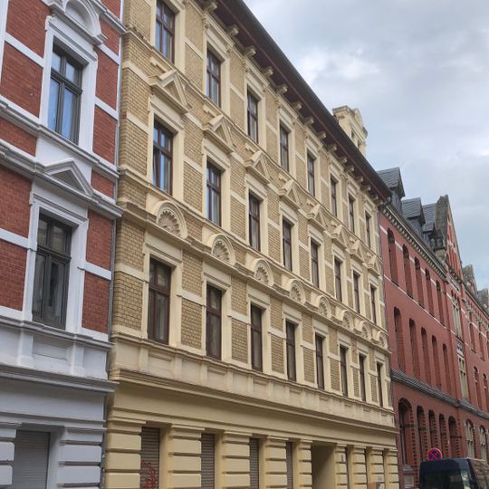 Basedowstraße 13