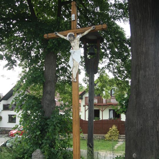 Dřevěný kříž v Račerovicích