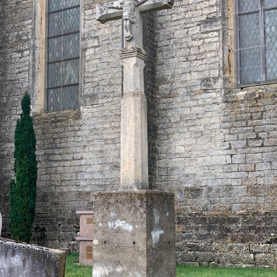Croix de cimetière de Lurcy