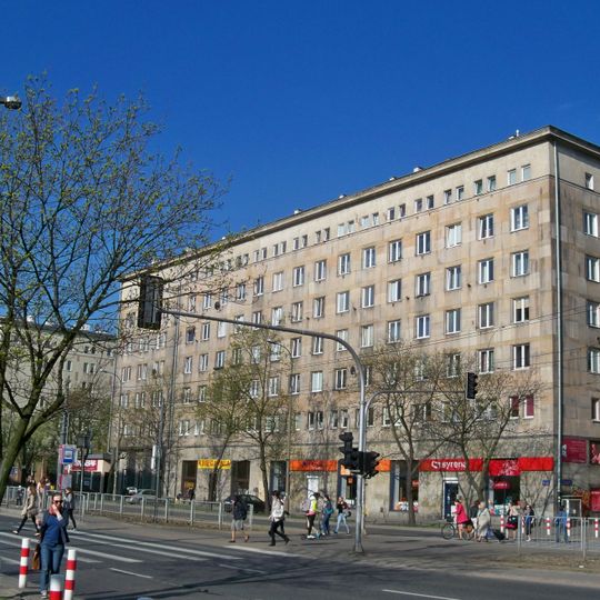 Blok przy ulicy Grójeckiej 68