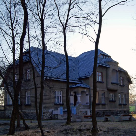 Willa NOT w Trzebini