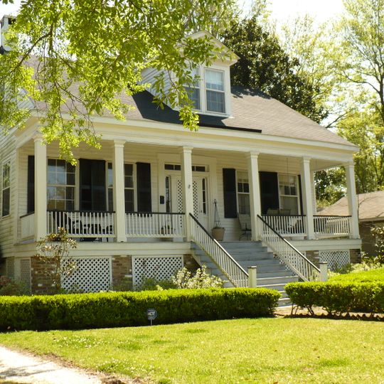 South Lafayette Street Creole Cottages