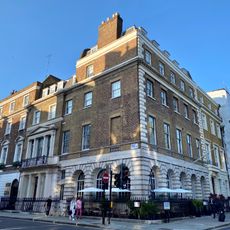 16, Cavendish Square W1