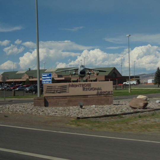 Montrose Regional Airport