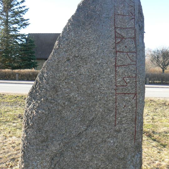 Östergötlands runinskrifter 199