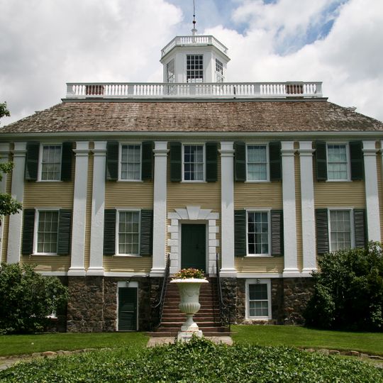 Shirley-Eustis House