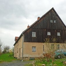 Wohnstallhaus und Scheune eines Zweiseithofes Borngasse 17
