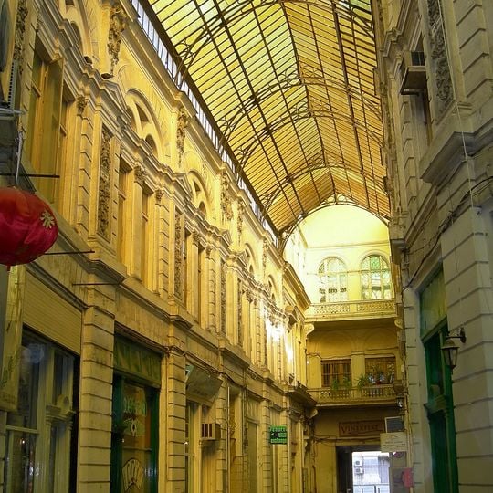 Pasajul Macca-Vilacrosse