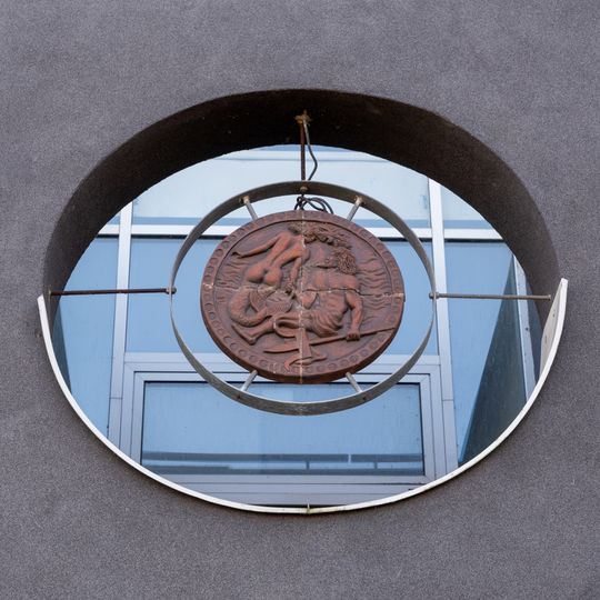 Relief at nábřeží Závodu míru 2737