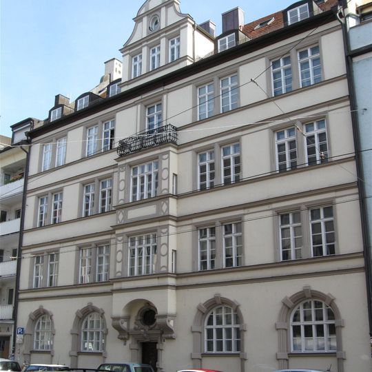 Mietshaus
