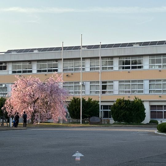 Azumi Reimei High School