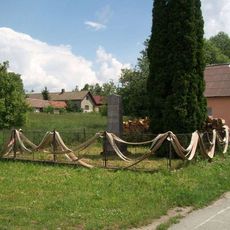 Pomník padlým v Markvarci