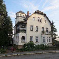 Mietvilla mit Vorgarten Burgstraße 8