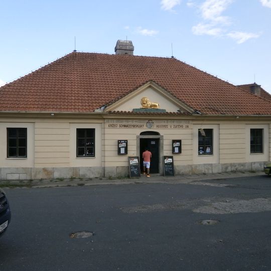 Hospoda U zlatého lva