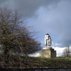 Statue