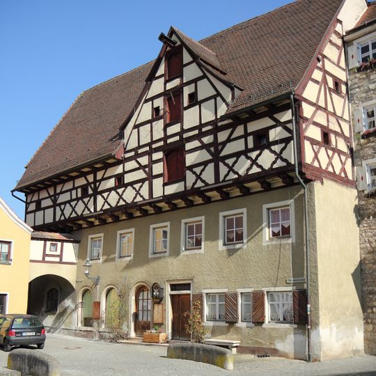 Nördlicher Flankenbau des Torturms