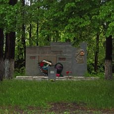 War memorial, Lushnikovo