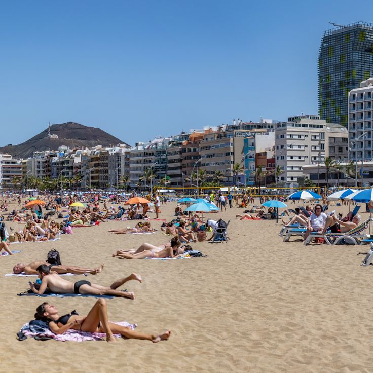 Las Canteras Beach
