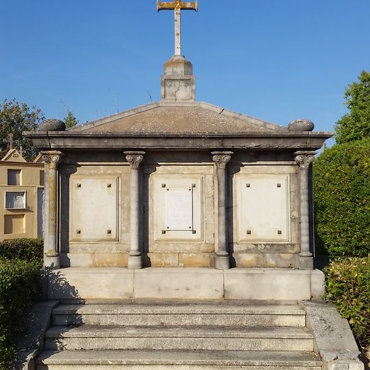 Panteó de Joaquím Brú i família Crusis
