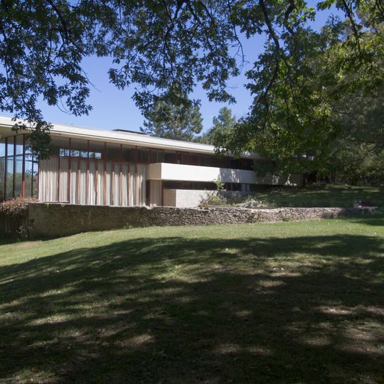 Douglas and Charlotte Grant House