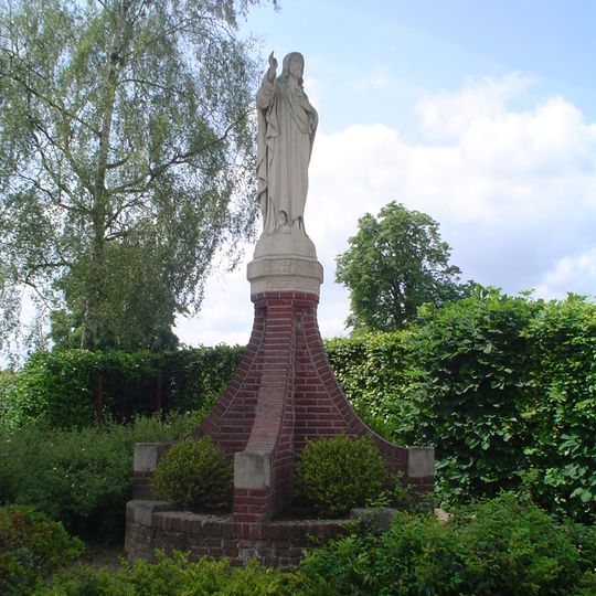Statue of Sacred Heart of Jesus Christ