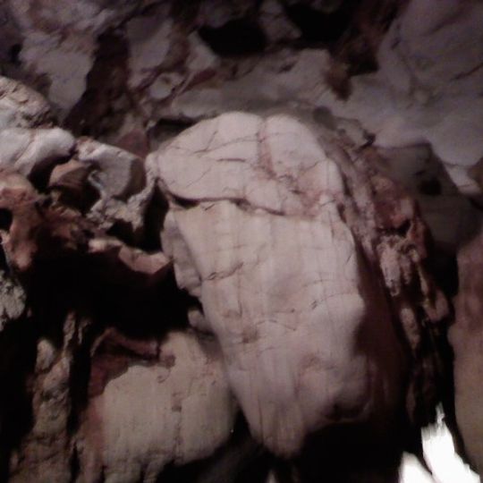 Rushmore Cave