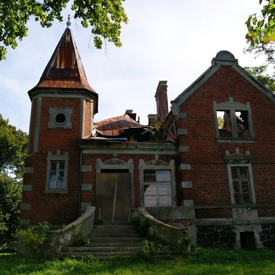 Dwór w Psienie-Ostrowie