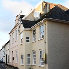 18 Higher Shapter Street