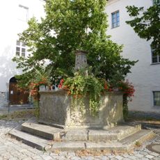 Schloßplatzbrunnen