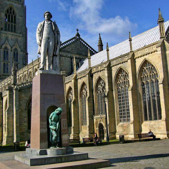 Statue of Herbert Ingram