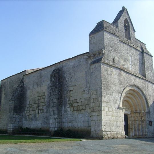 Église Saint-Paterne de Luchat