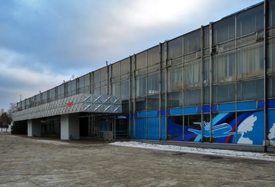 Entrance 2