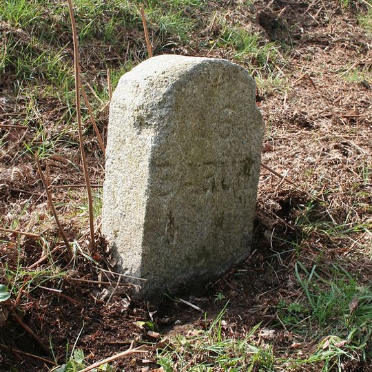 Milestone, 25m N of Sydney House, half mile NW of village centre