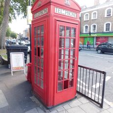 K2 Telephone Kiosk Near Junction With Victoria Park Road