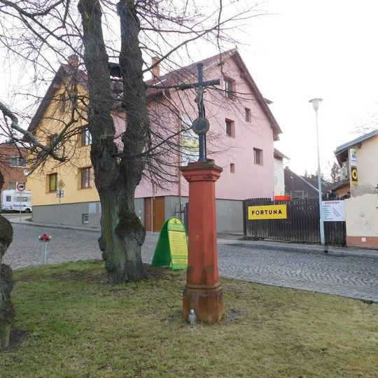 Kříž na návsi Četníka J. Bojase ve Stránčicích