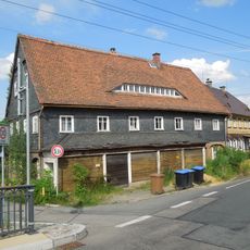Mauerweg 1