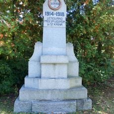 Pomník padlým ve Starém Kníně