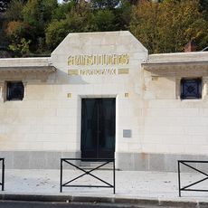 Bains-douches de Laval