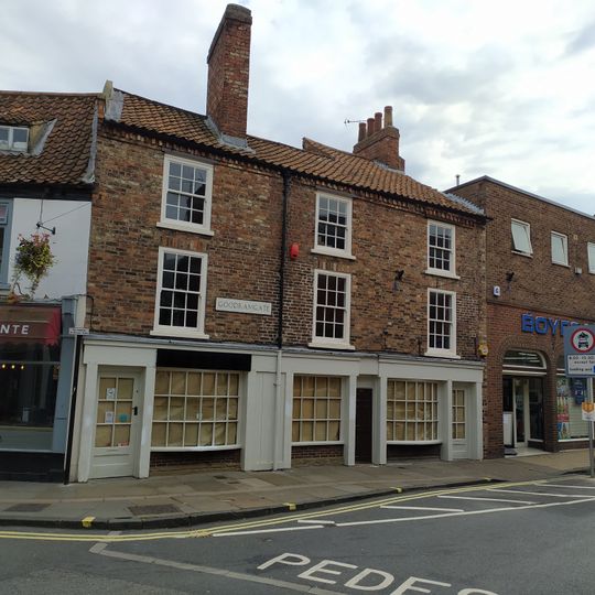 31 and 33, Goodramgate