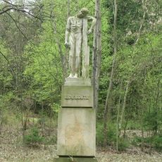 Pomník obětem internačního tábora