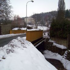Bridge of V Zátiší street over the Nezabudický potok