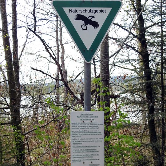 Karpfenwinkel mit Streuwiesen am Starnberger See