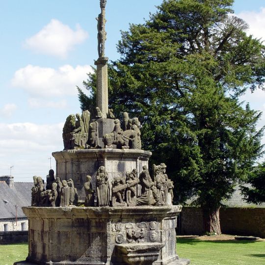 Calvary at Kergrist-Moëlou