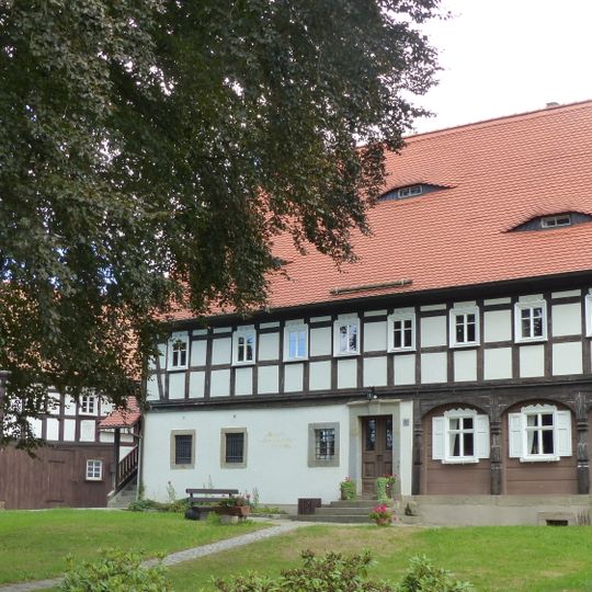 Niedere Hauptstraße 37; 37a