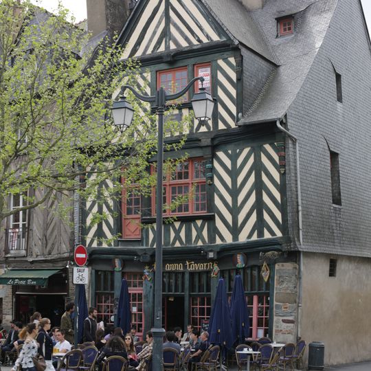 Maison, 19 place Sainte-Anne