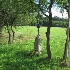 Kříž u Nástupovic