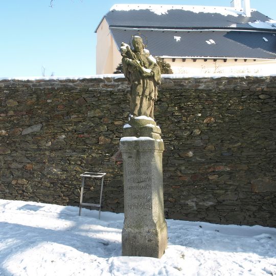 Socha svatého Jana Nepomuckého v Dešenicích