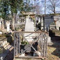 Grave of Perret
