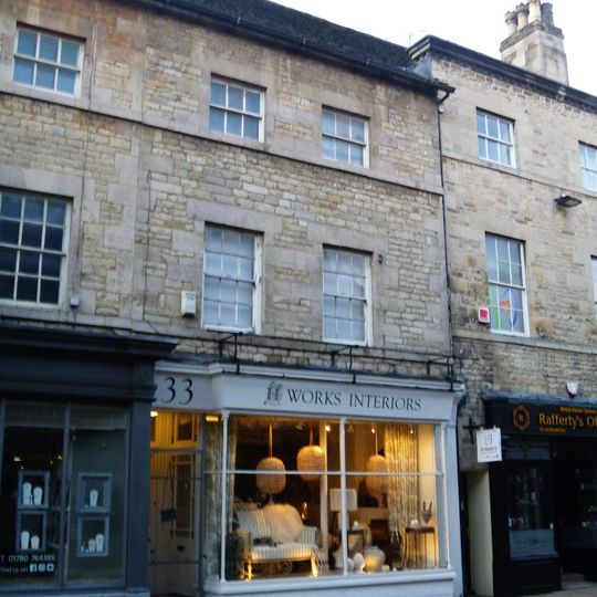 33, St Mary's Street